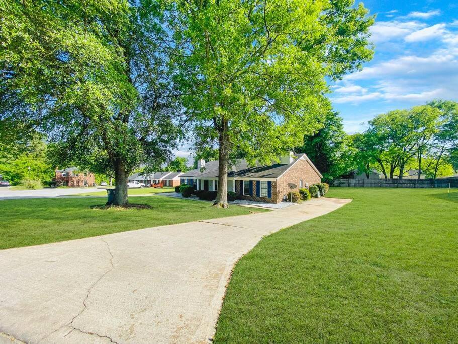 New! Luxe Cottage With Big Backyard 10 Mi To Augusta Evans 외부 사진